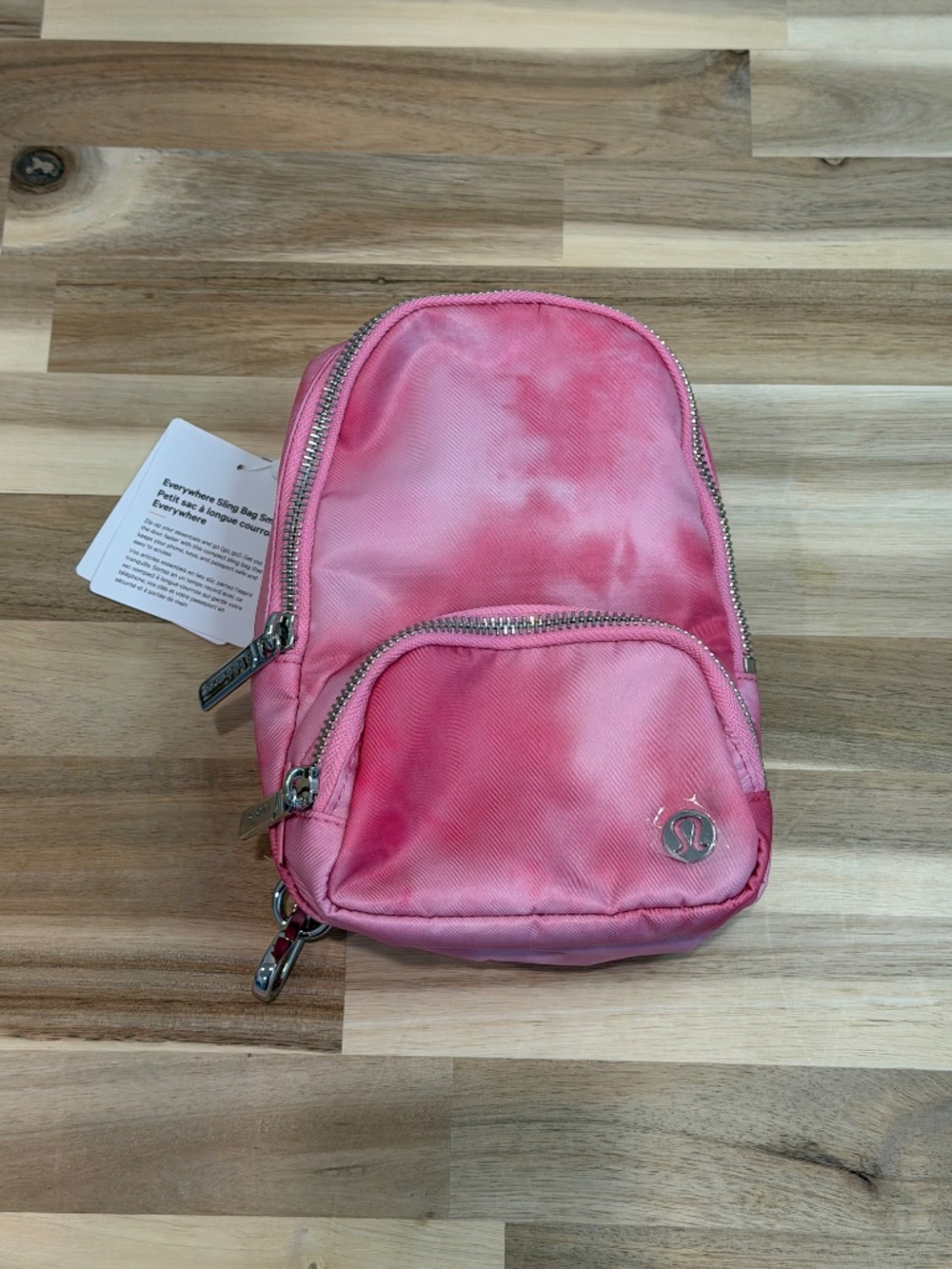 NWT Lululemon Everywhere Sling Bag Small Smoothie Print Strawberry | Size 2L
